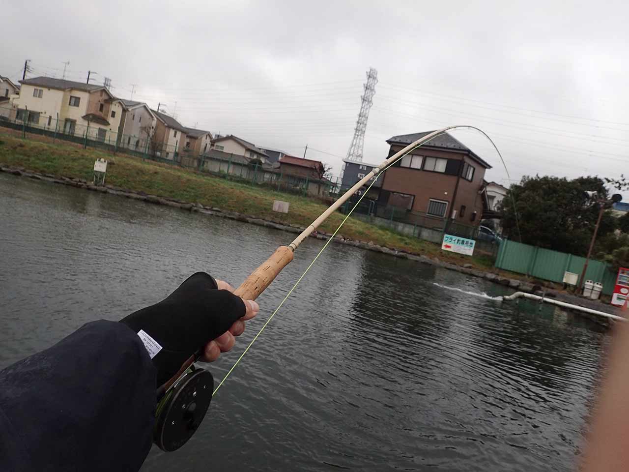 明けおめの釣りは土砂降りの管釣りから Hermit Blog