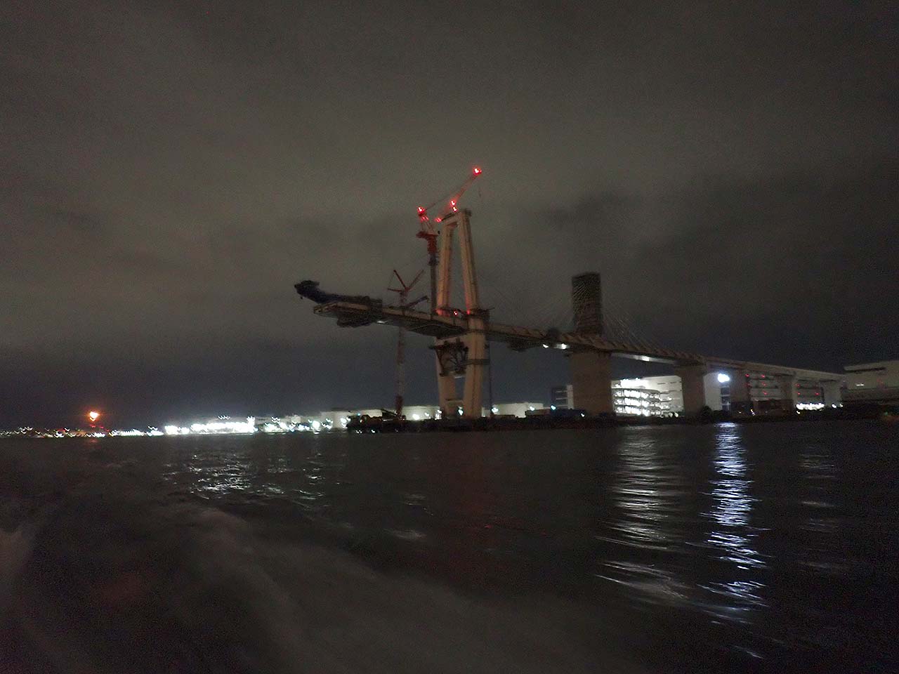 工事中の橋